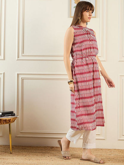 Dhiyona IE Geometric Printed Round Neck A-Line Kurta