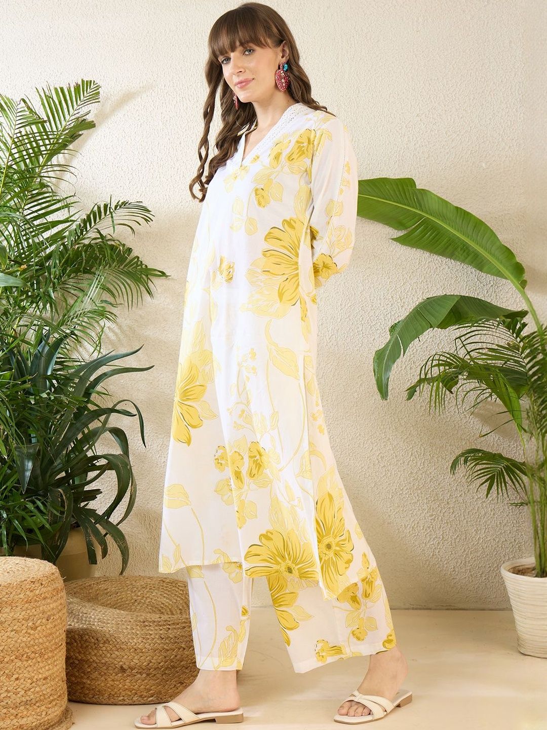 Women Floral Printed Regular Pure Cotton Kurta with Palazzos