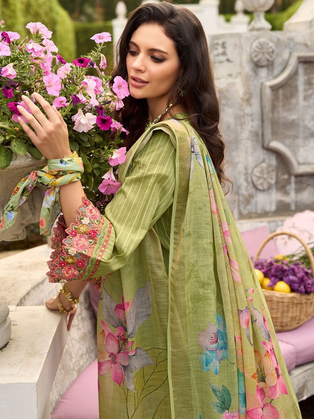 Women Floral Embroidered Cotton Kurta with Trousers & Dupatta