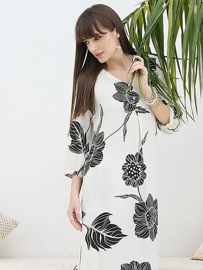 Women Floral Printed Kurta with Trousers