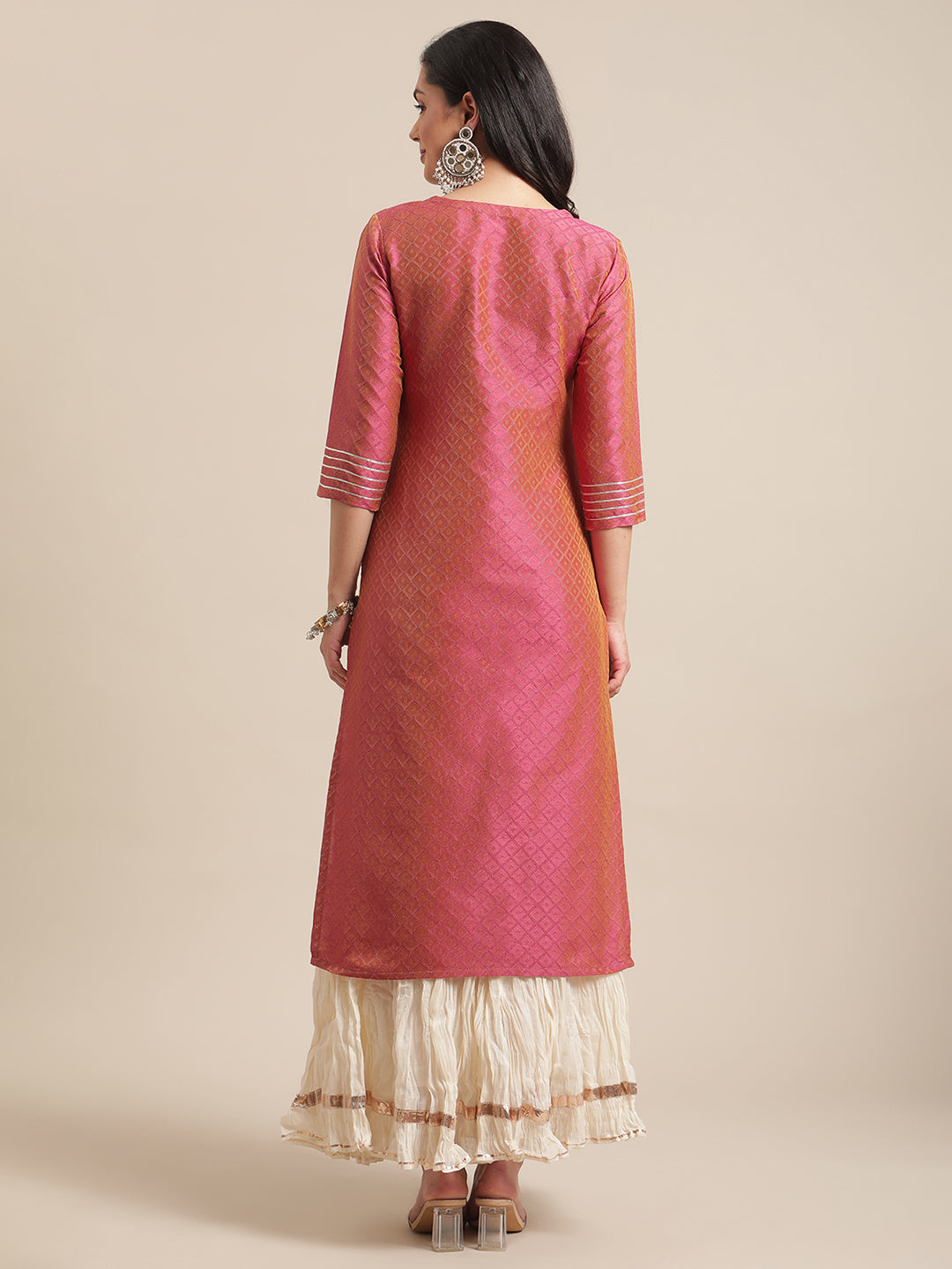 Dhiyona VR Women's Gota Patti Embroidered Dual Tone Dobby Kurta
