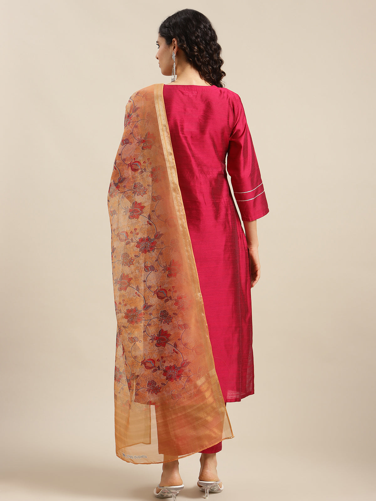 Dhiyona VR Women's Magenta & White Embellished Straight Kurta