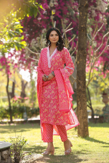 Dhiyona VR Women's Pink V Neck Crochet Lace Detailed Kurta With Printed Bottom And Dupatta