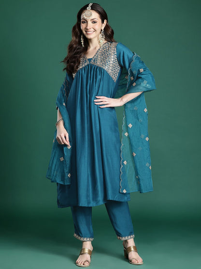 Ethnic Motifs Embroidered Kurta with Trousers & Dupatta