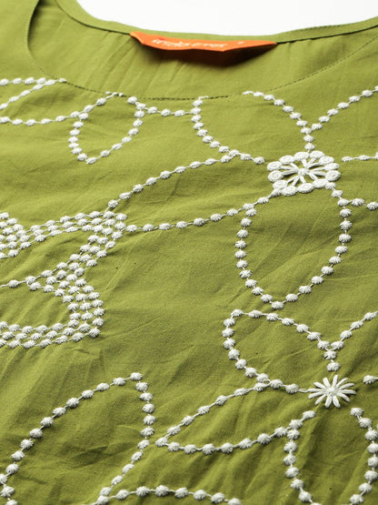 Floral Embroidered Thread Work Pure Cotton Kurta & Trousers