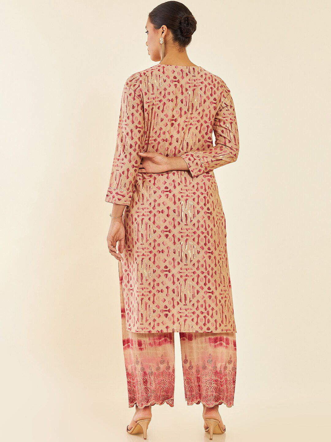 Dhiyona SO Women's Printed Sequinned Straight Kurta With Palazzo