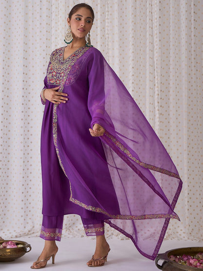Dhiyona IE Floral Embroidered Pleated Zari Liva Anarkali Kurta With Trousers & Dupatta