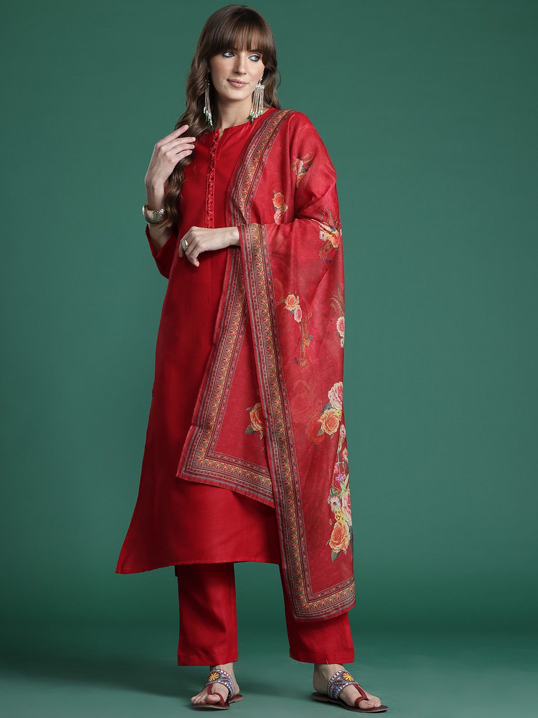 Ethnic Motifs Yoke Design Thread Work Kurta with Trousers & With Dupatta