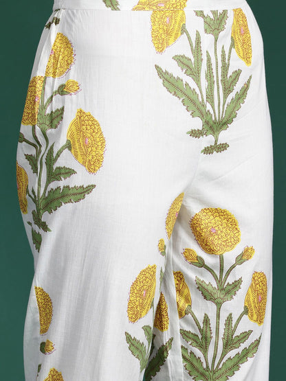 Dhiyona IE Floral Printed Pleated Pure Cotton Kurta with Trousers