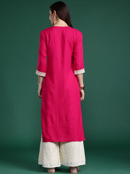 Dhiyona IE Women Floral Embroidered Thread Work Kurta