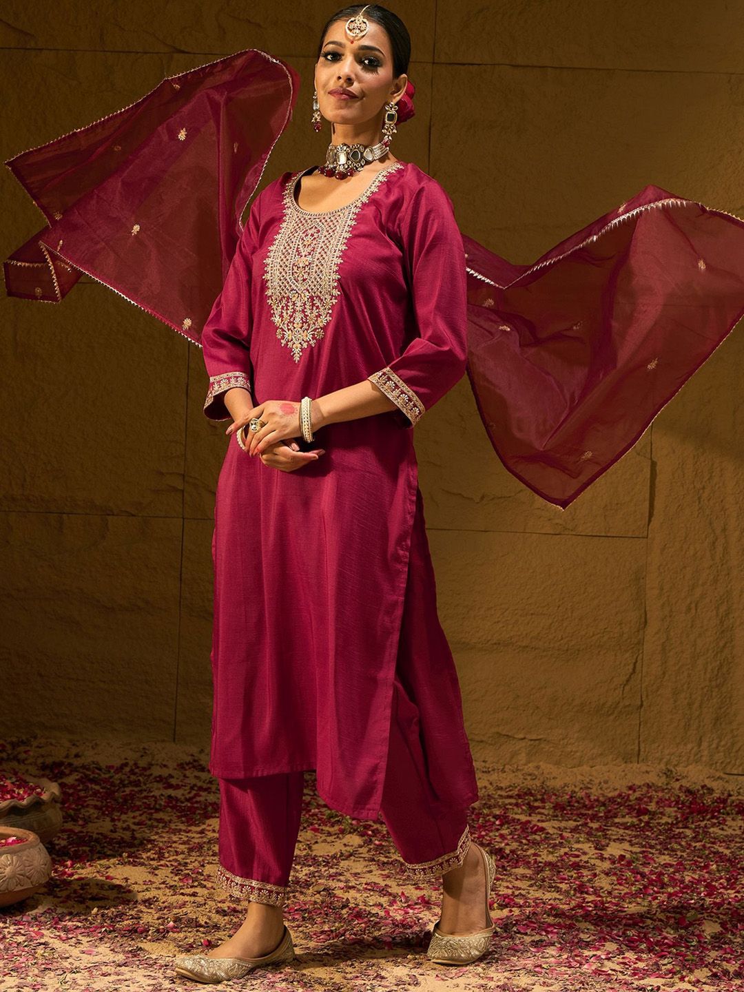 Dhiyona IE Women Ethnic Motifs Embroidered Regular Thread Work Kurta with Trousers & With Dupatta