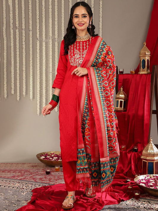 Dhiyona VA Women's Jaquard Kurta Set With Printed Patola Dupatta