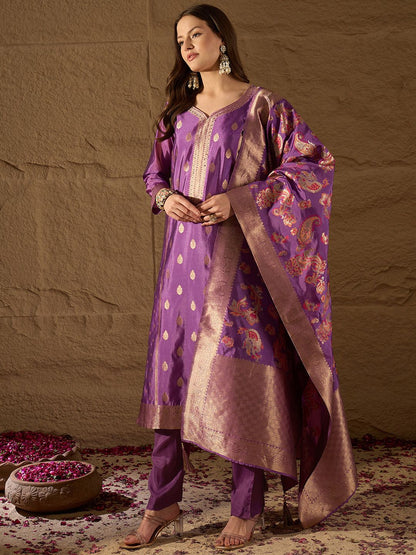 Dhiyona PD Women Woven Design Sweetheart Neck Straight Kurta With Trouser And Dupatta