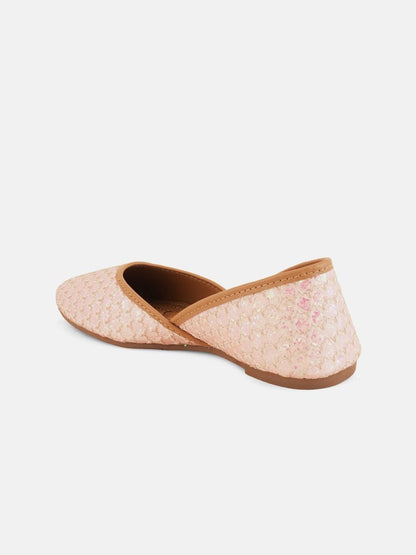 Dhiyona AK Embellished Square Toe Mojaris
