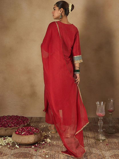 Women Ethnic Motifs Embroidered Regular Kurta with Trousers & With Dupatta