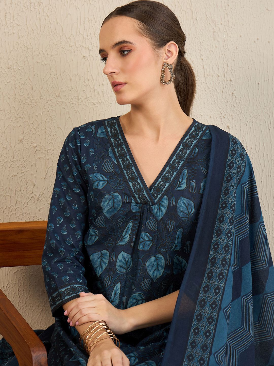 Dhiyona IE Floral Printed Pure Cotton Kurta With Trousers & Dupatta