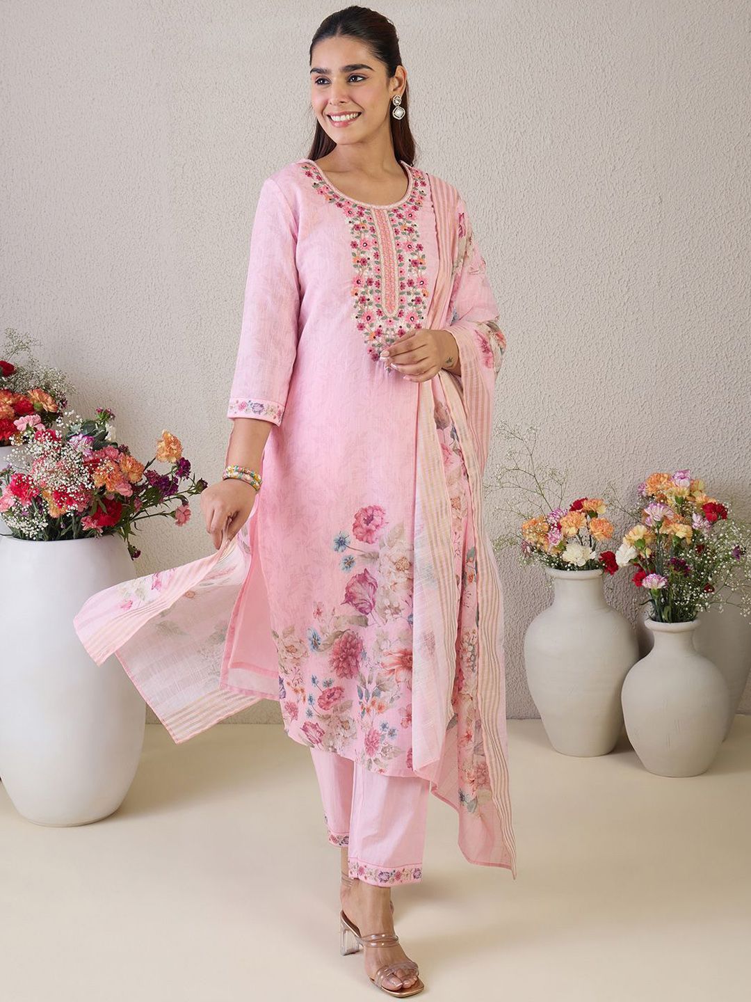 Women Floral Embroidered Linen Kurta with Trousers & Dupatta