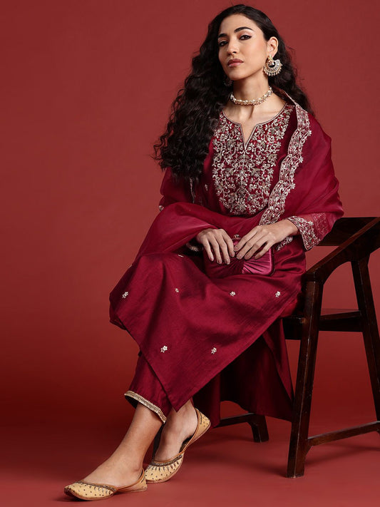 Dhiyona IE Floral Embroidered Sequinned Liva Kurta With Trousers & Dupatta