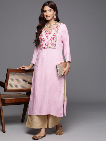 Dhiyona IE Women Floral Embroidered Thread Work Dobby Kurta