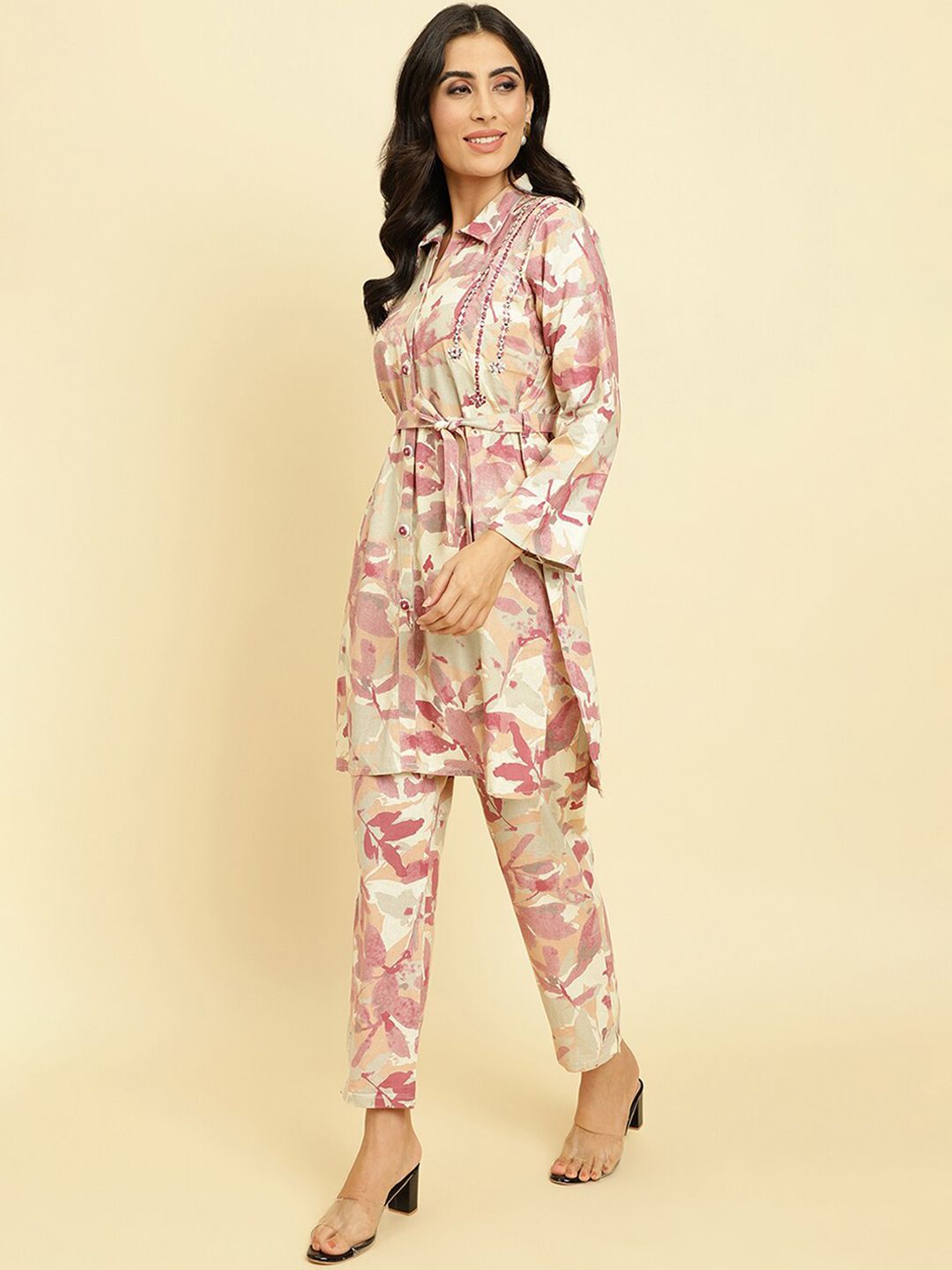 Dhiyona VA Women'sFloral Printed Kurti With Trousers