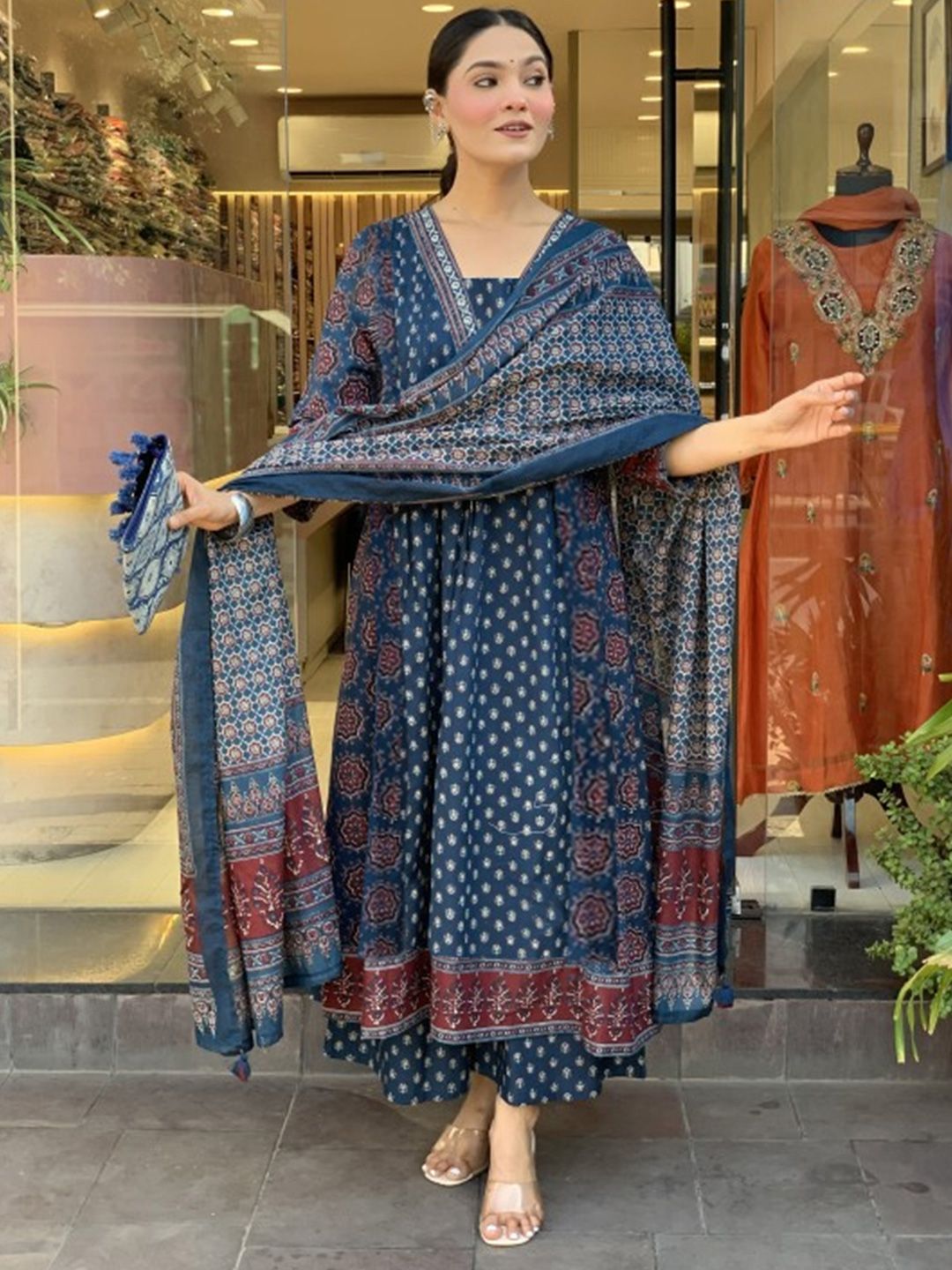 Dhiyona KL Women Printed Anarkali Kurta with Palazzos & With Dupatta