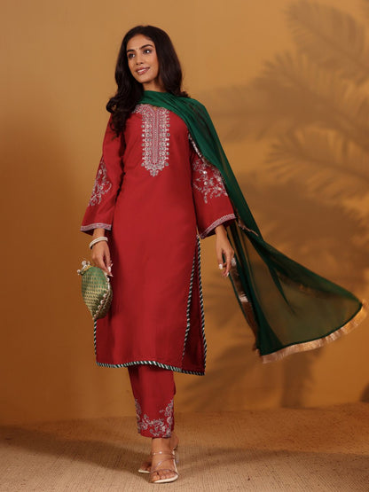 Dhiyona VA Women'sFloral Embroidered Sequnnied Notch Neck Straight Kurta With Trousers & Dupatta