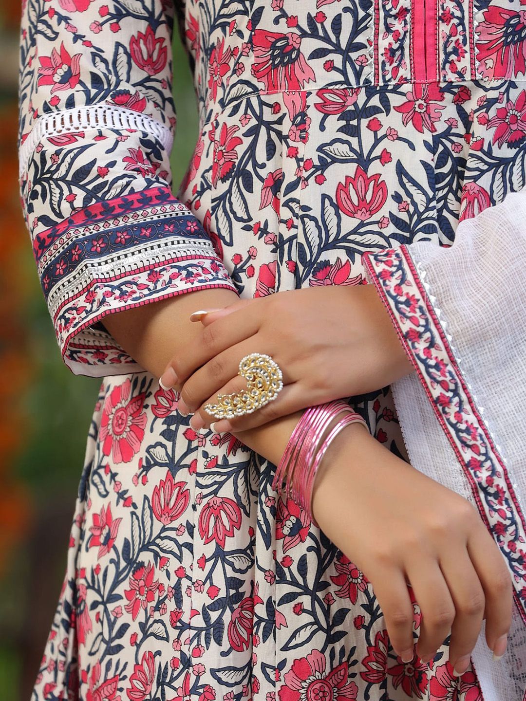 Dhiyona RR Women's Floral Printed Gotta Patti Pure Cotton Kurta With Trousers & Dupatta
