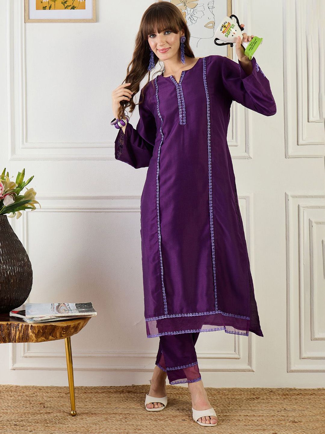 Ethnic Motifs Embroidered Straight Thread Work Kurta With Trouser