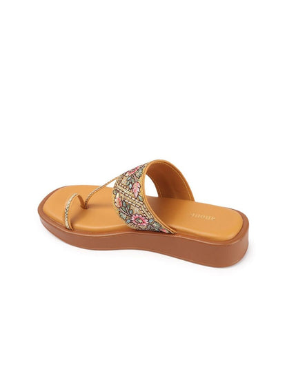 Dhiyona AK Women Embellished Ethnic Open Toe Flats