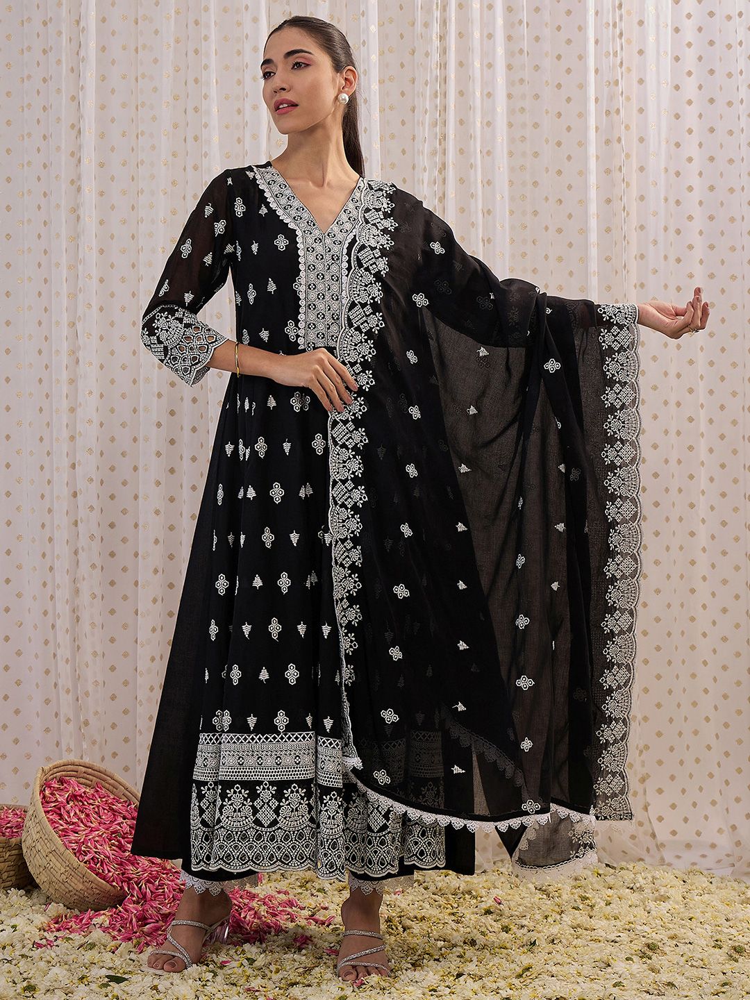 Floral Embroidered V-Neck Pure Cotton Straight Kurta with Trousers & Dupatta