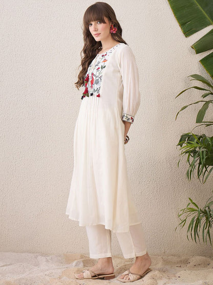 Dhiyona IE Floral Yoke Design Tie-Up Neck Thread Work Pure Cotton A-Line Kurta With Trouser