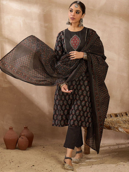 Women Ethnic Motifs Printed Regular Thread Work Pure Cotton Kurta with Trousers & With Dupatta