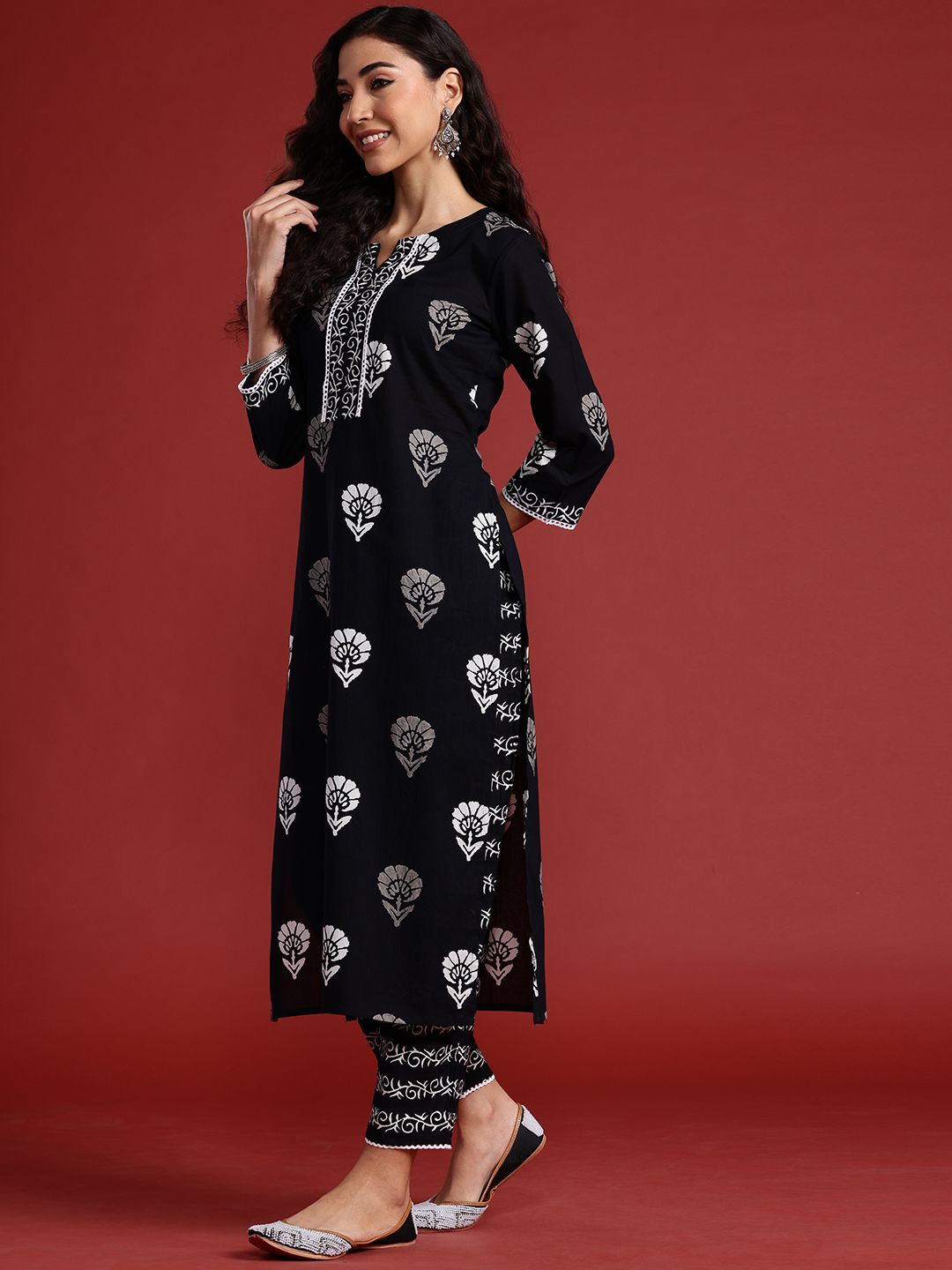 Dhiyona IE Floral Printed Regular Pure Cotton Kurta With Trousers & Dupatta
