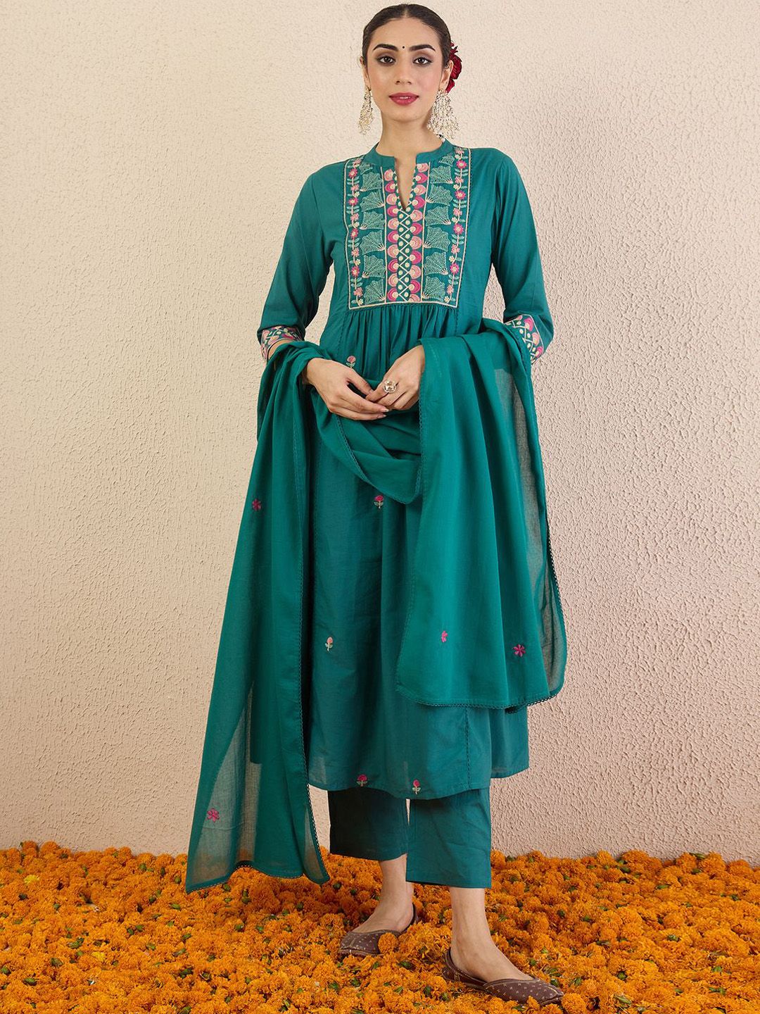 Floral Embroidered Thread Work Pure Cotton Kurta with Trousers & Dupatta