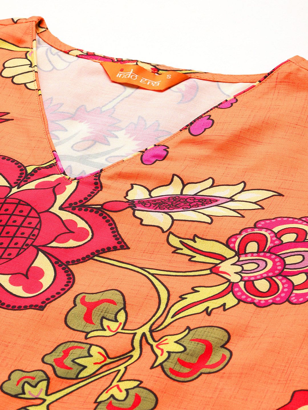 Dhiyona IE Women Floral Printed Regular Kurta with Trousers