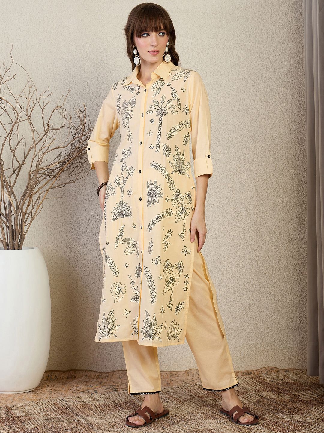 Floral Embroidered Shirt Collar Thread Work Pure Cotton Straight Kurta & Trouser