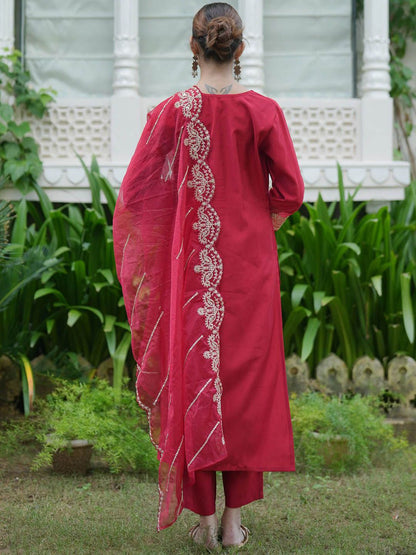 Ethnic Motifs Embroidered Liva Kurta With Trousers & Dupatta