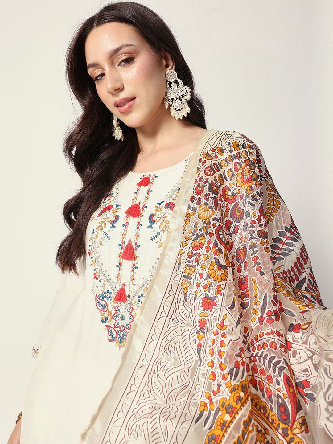 Dhiyona IS Women's Floral Yoke Design Thread Work Straight Kurta With Trousers And Dupatta