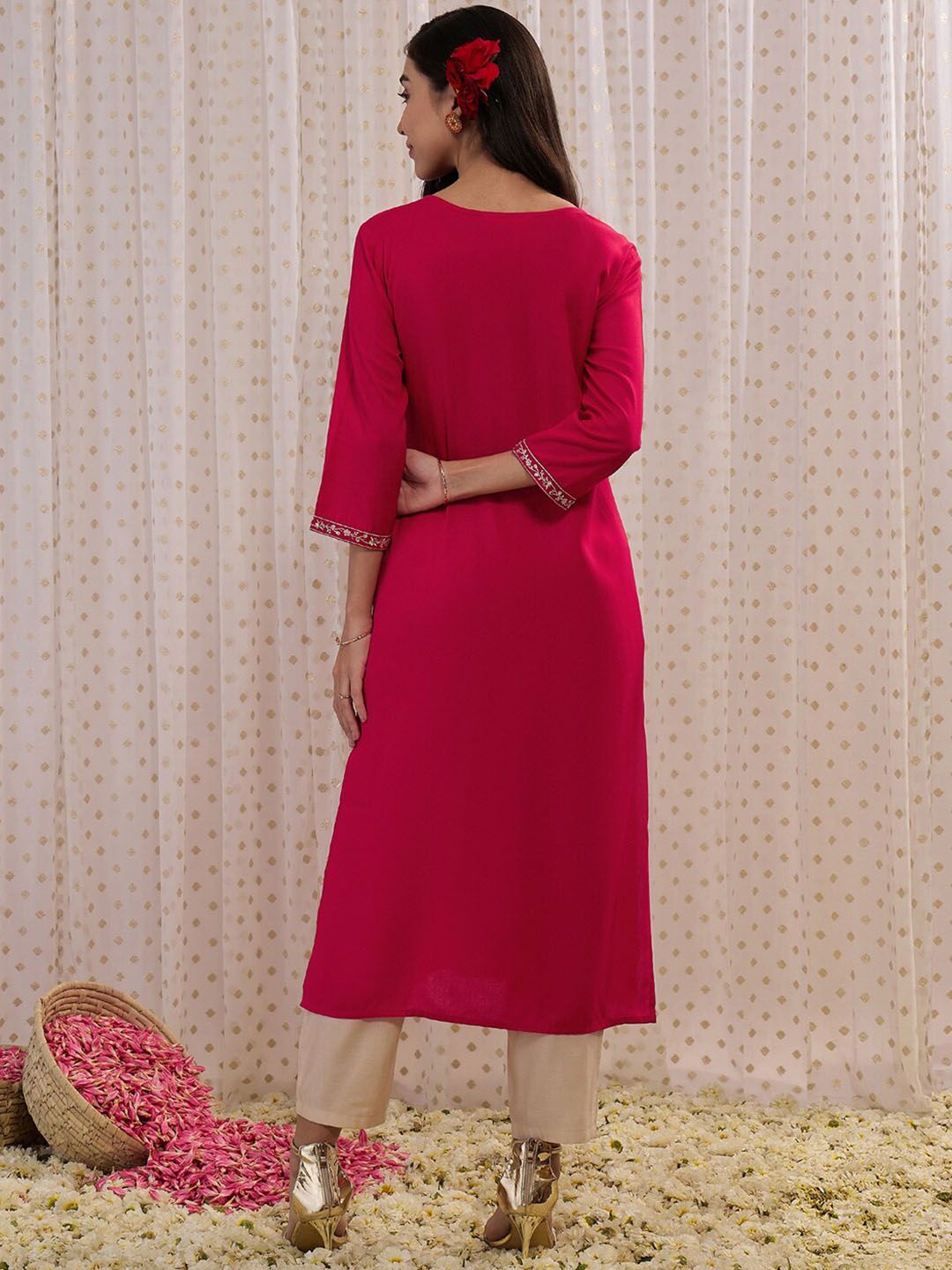 Dhiyona IE Floral Embroidered Round Neck Three-Quarter Sleeves Floral Kurta