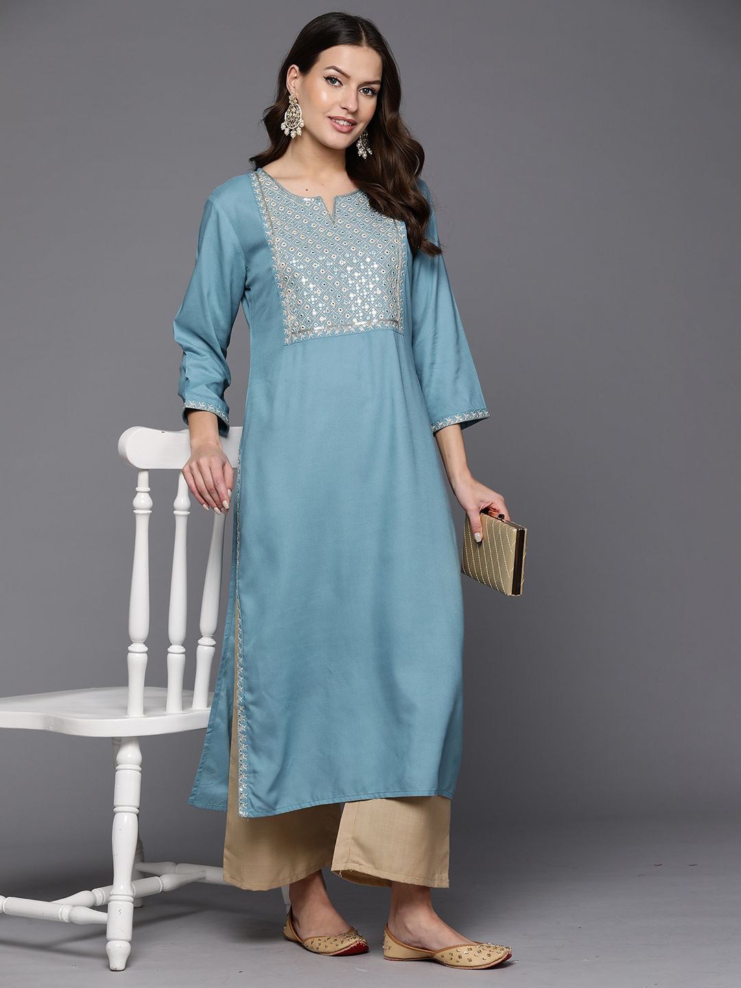 Dhiyona IE Geometric Embroidered Mirror Work Straight Kurta