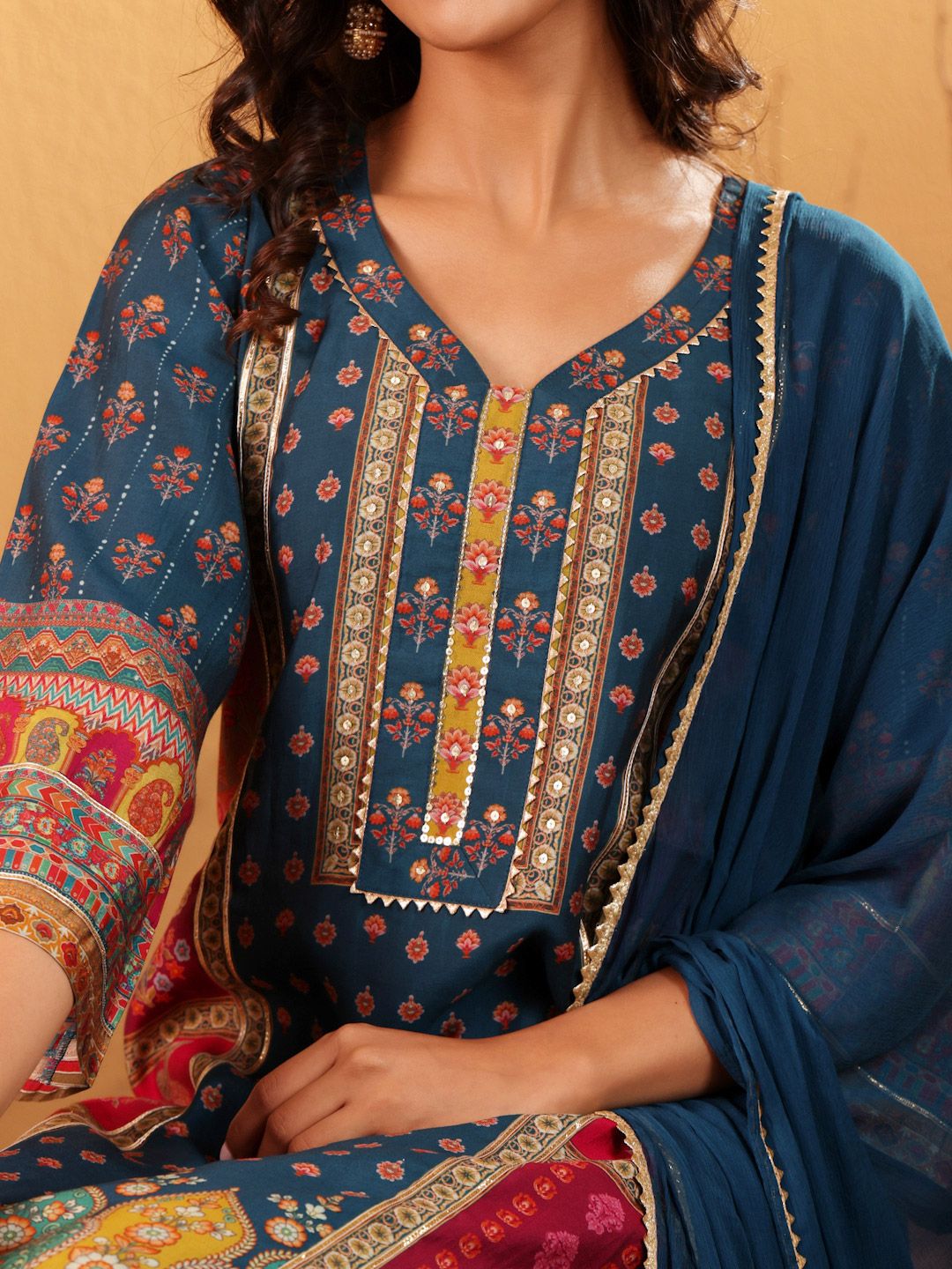 Dhiyona VA Women'sEthnic Motifs Printed Sequnnied Chanderi Silk Kurta With Trousers And Dupatta