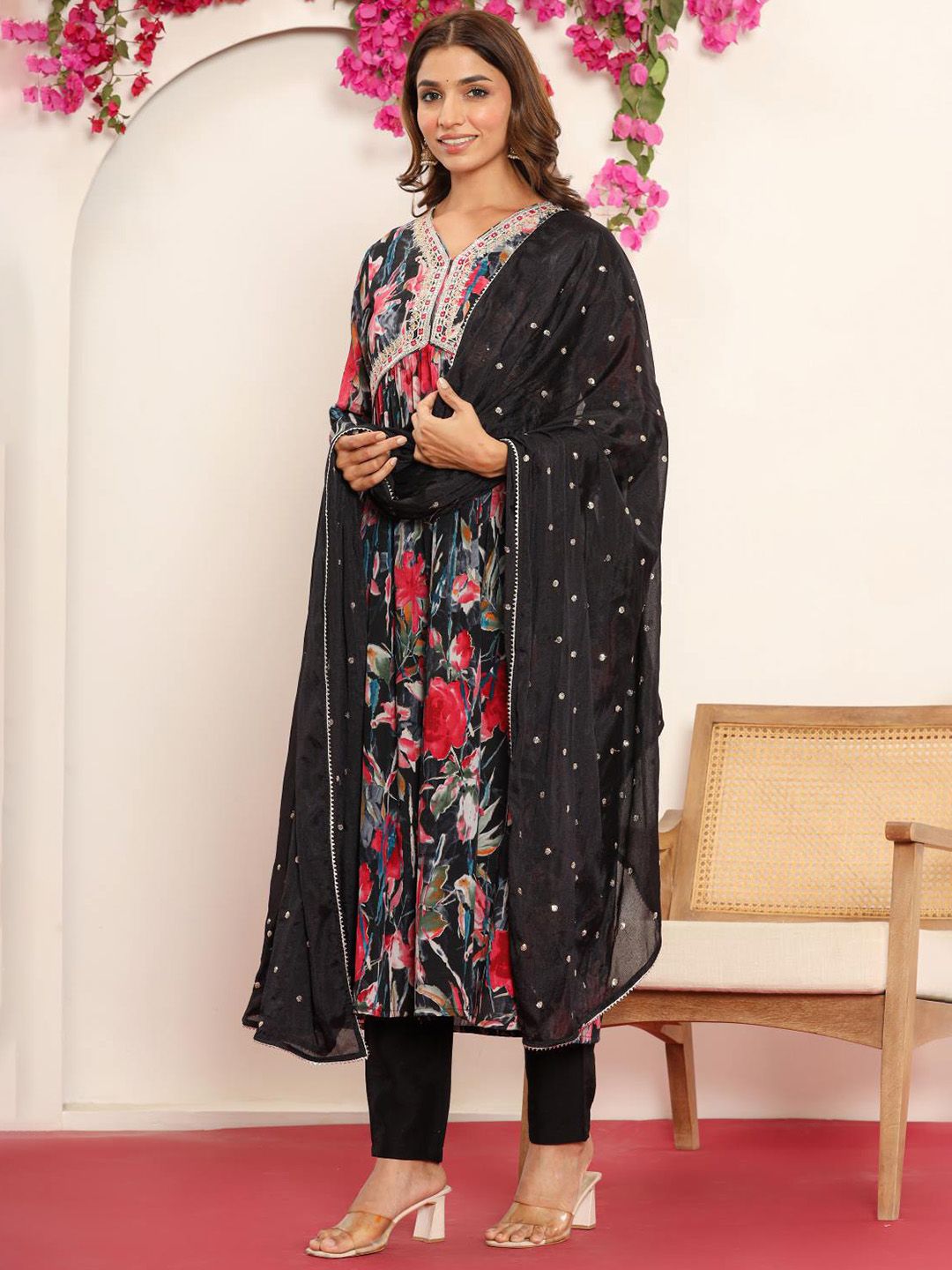 Dhiyona VA Women'sBlack Gotta Patti Floral Embroidered V-Neck Empire Kurta With Trousers & Dupatta