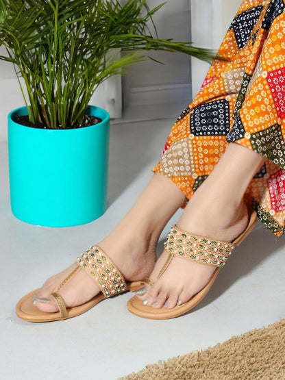 Dhiyona AK Embellished One Toe Flats