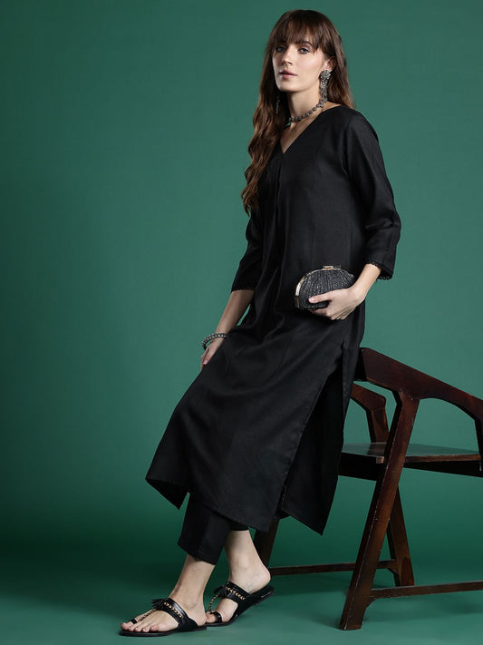 Dhiyona IE Pleated Kurta with Trousers
