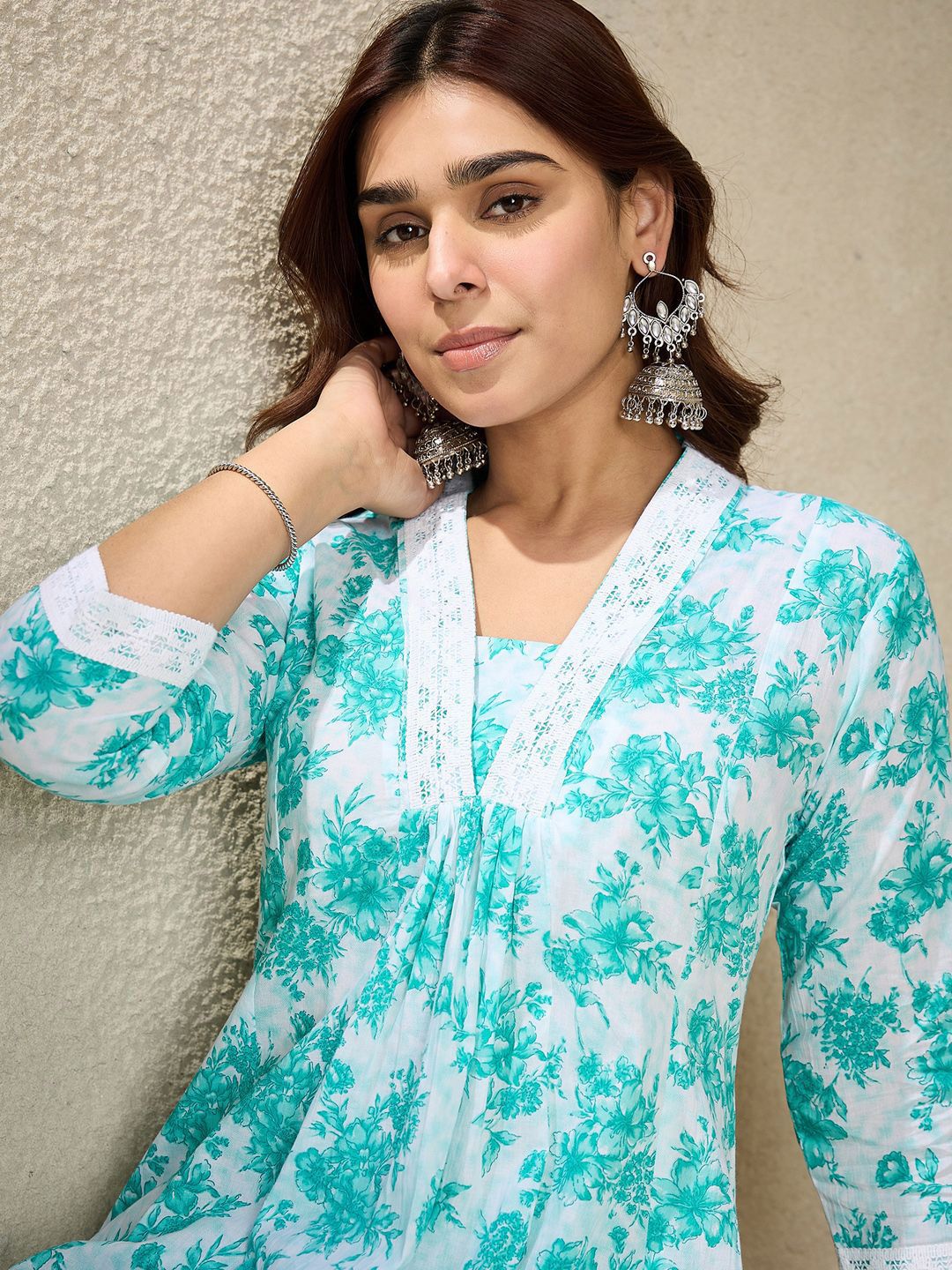 Floral Printed V-Neck Pure Cotton A-Line Kurta With Trousers