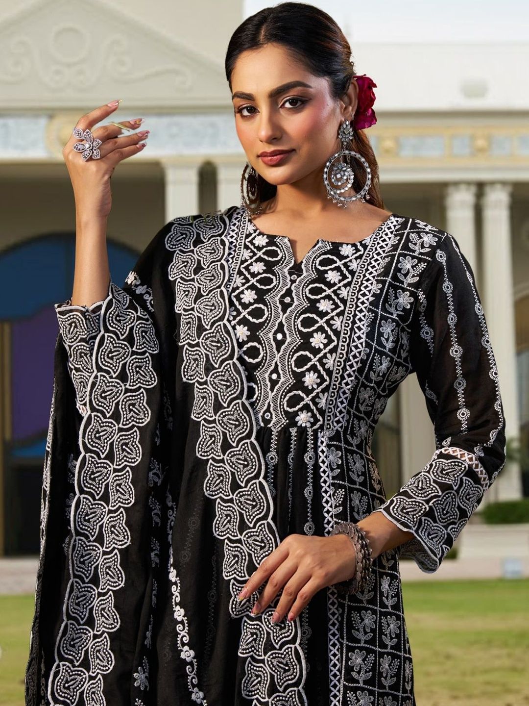 Women Ethnic Motifs Embroidered Panelled Thread Work Pure Cotton Kurta with Trousers & With Dupatta