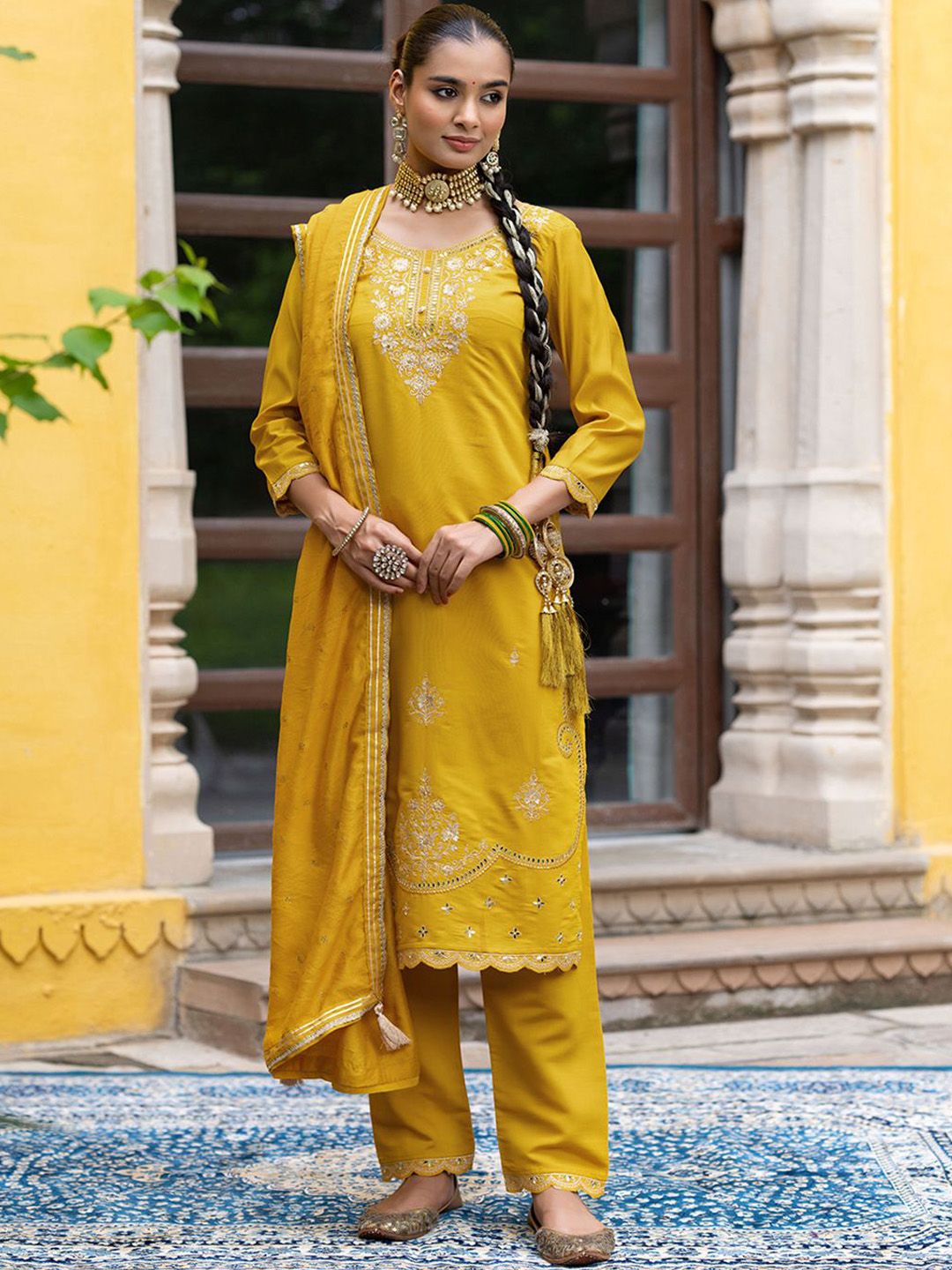 Dhiyona CH Women Ethnic Motifs Embroidered Thread Work Kurta with Trousers & Dupatta