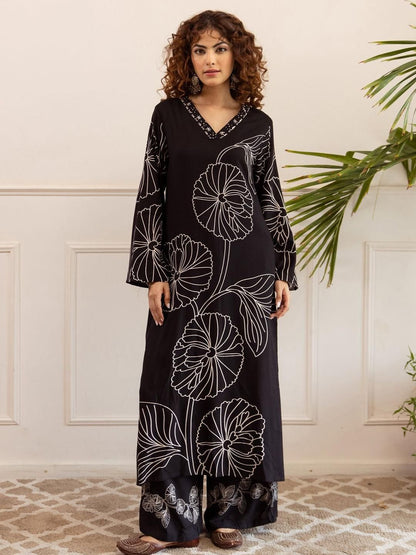 Women Floral Printed Regular Sequinned Kurta with Palazzos