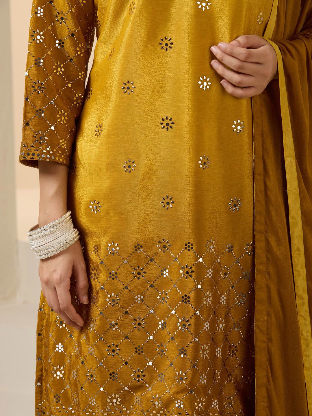 Dhiyona IS Women's Women Floral Printed Regular Kurta with Palazzos & With Dupatta