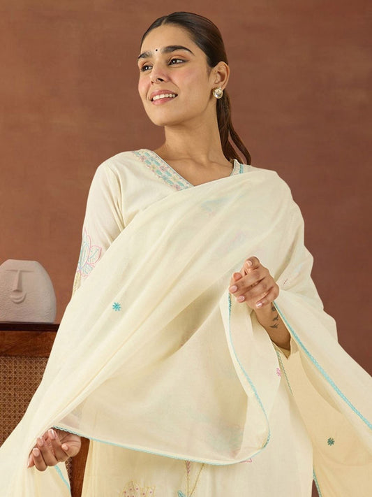 Women Floral Embroidered Regular Thread Work Pure Cotton Kurta with Trousers & With Dupatta